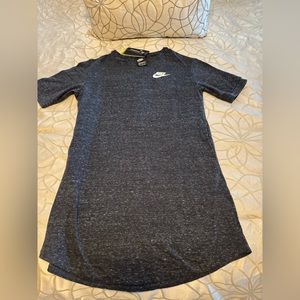 New with tags Nike tshirt dress with pockets. Size girls XL.